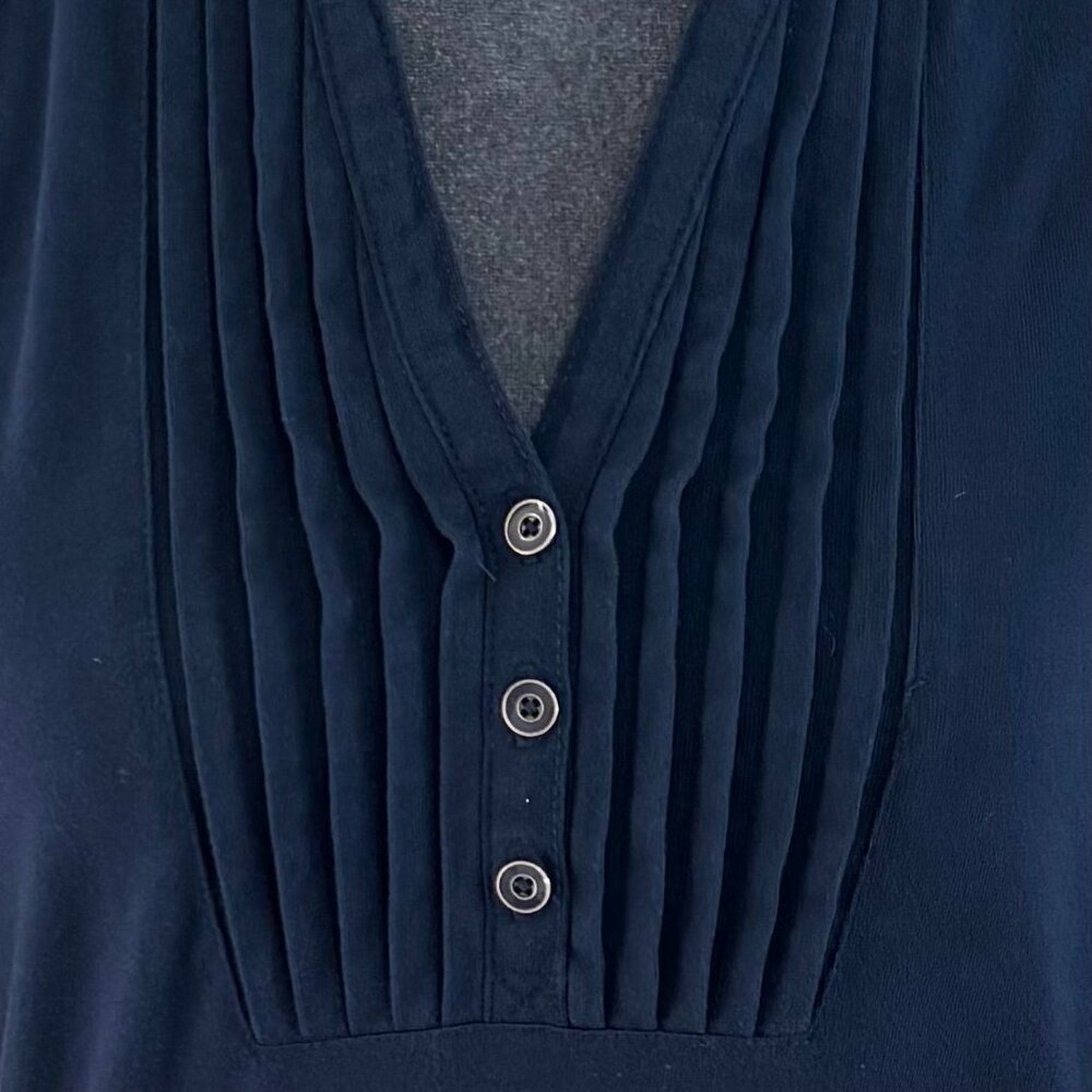 Tommy Hilfiger - Pleated Bib LS Henley w/Roll Tab‎ Sleeves - Navy - Size XS - Picture 3 of 11